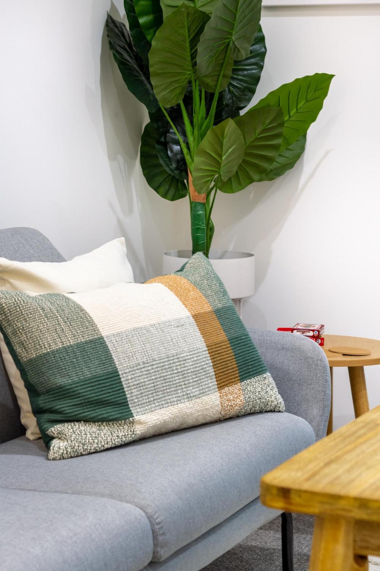 Urban Retreat: 2-Br Gem In Central Christchurch公寓 外观 照片